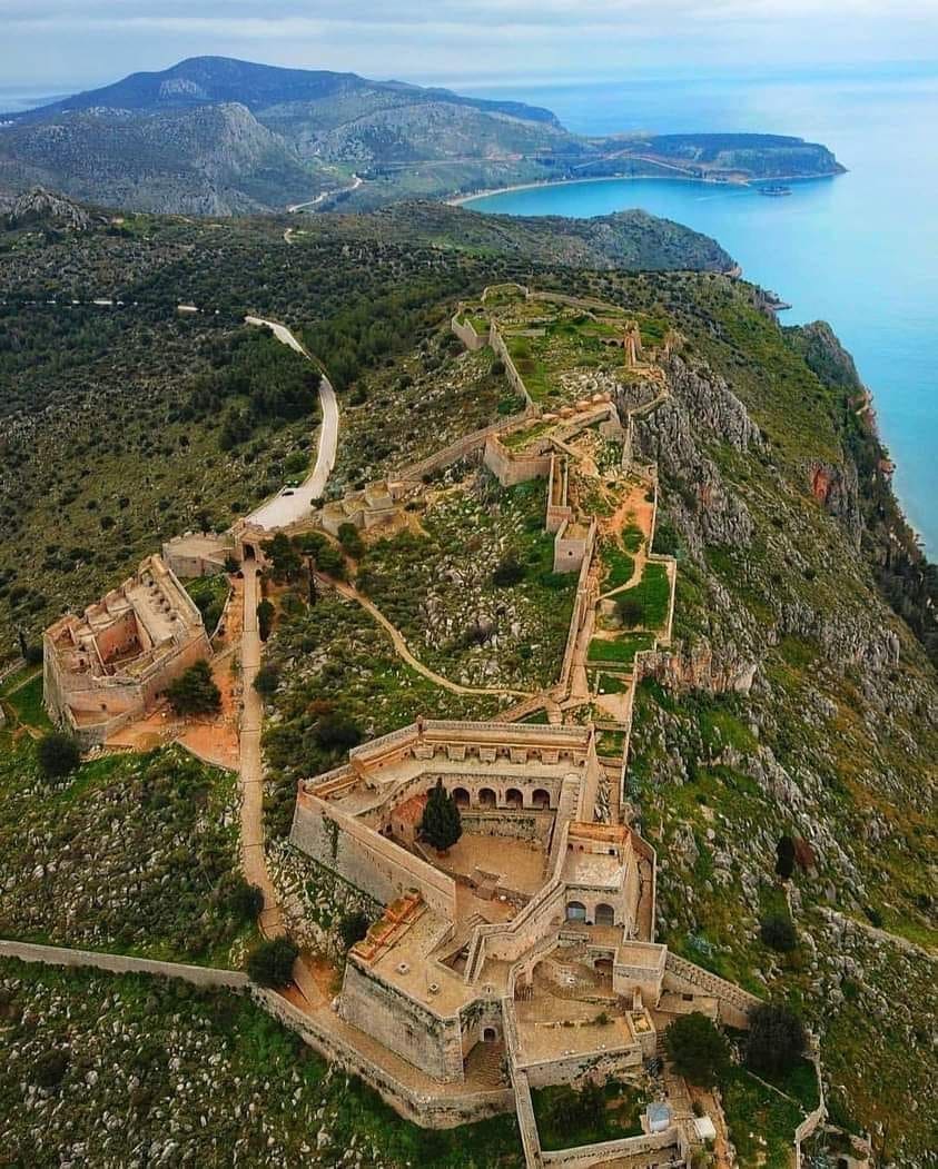 Why Retreat Leaders Need Support in Greece | Imagine Greece Retreats Retreat