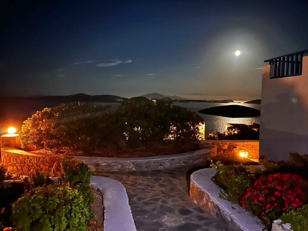 Meltemi, Iraklia — Yoga Retreat Venue in the Small Cyclades | Imagine Greece Retreats | Imagine Greece Retreats retreat venue view