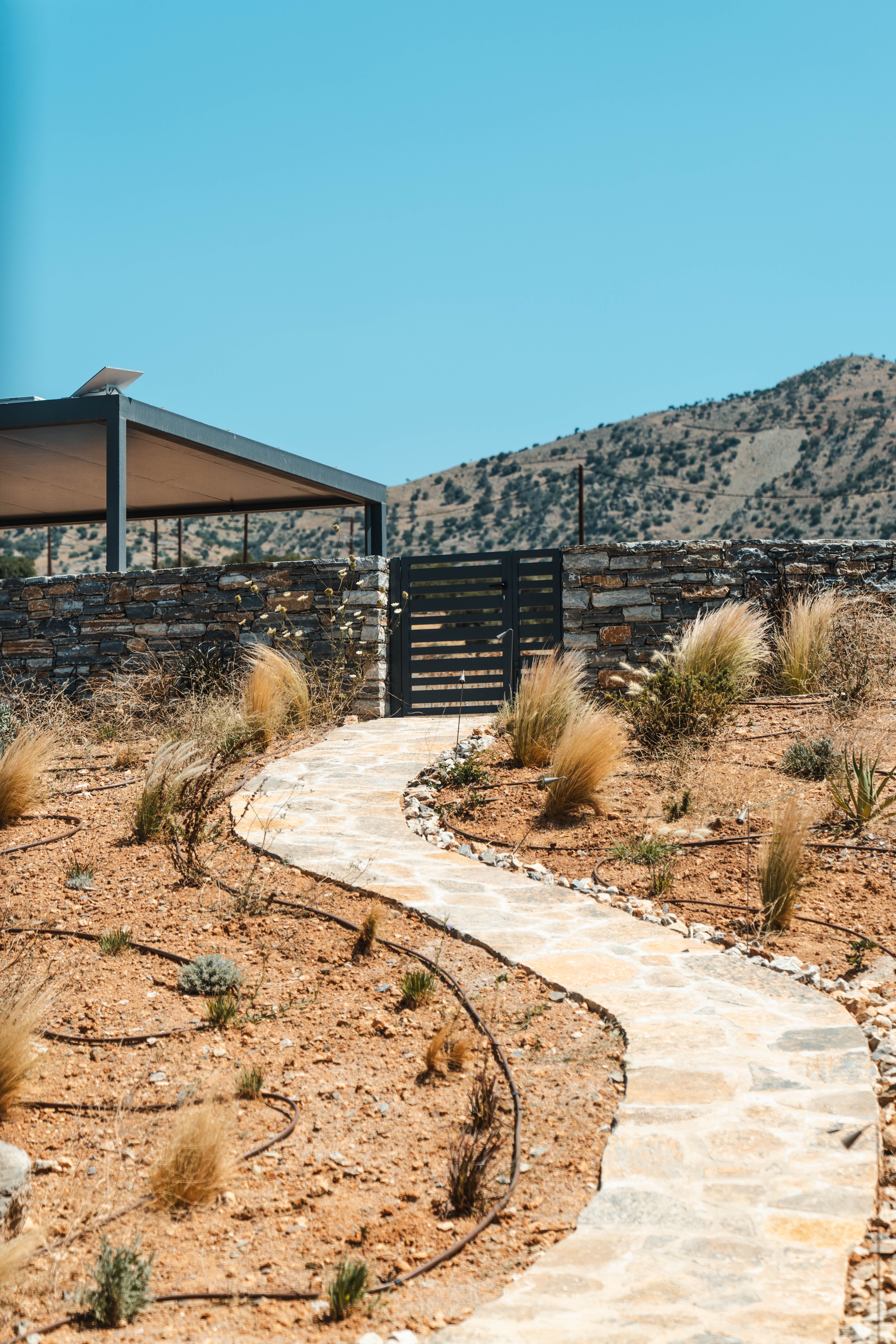 Cliff Villa
